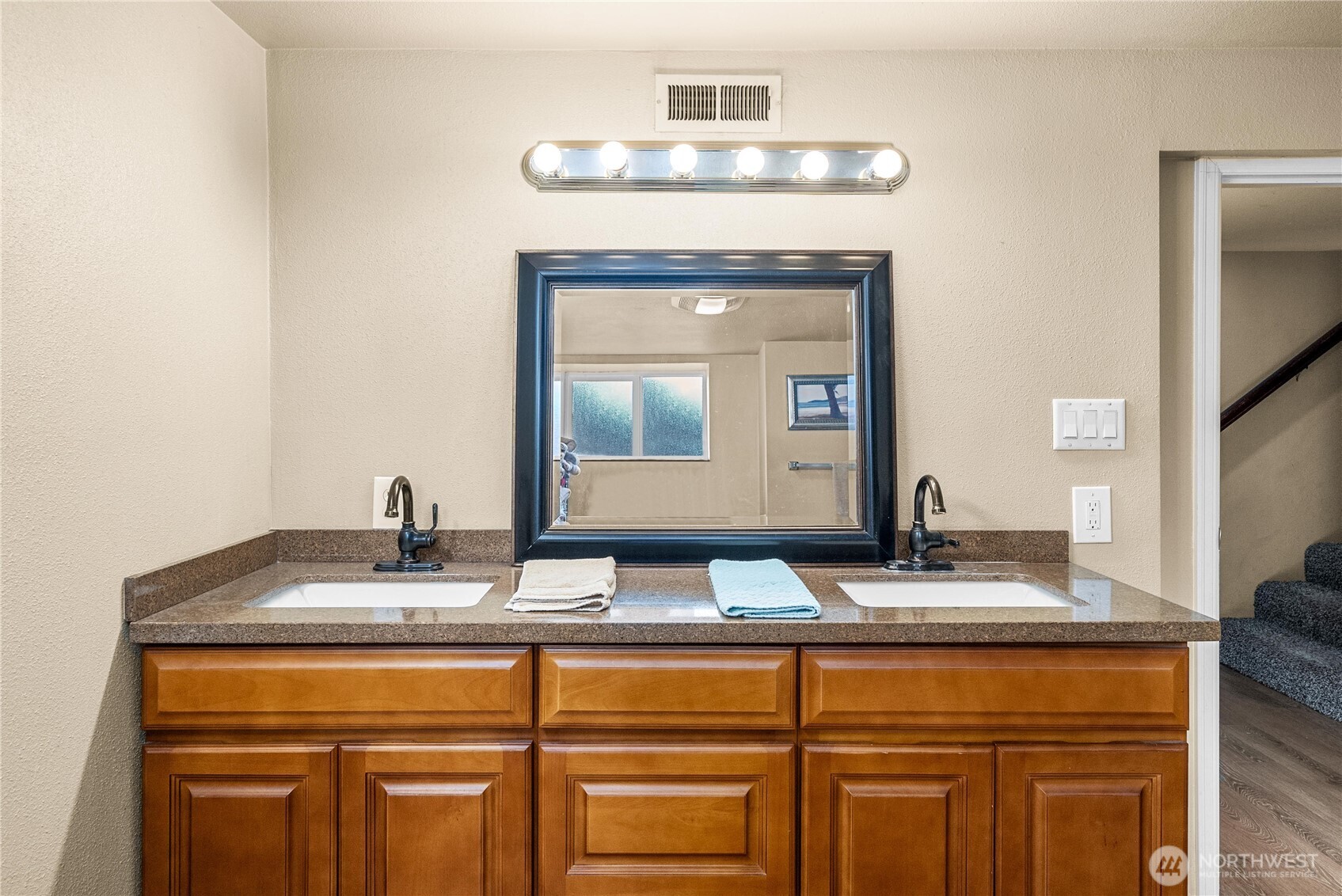 9804 118th Street E, Puyallup, WA 98373