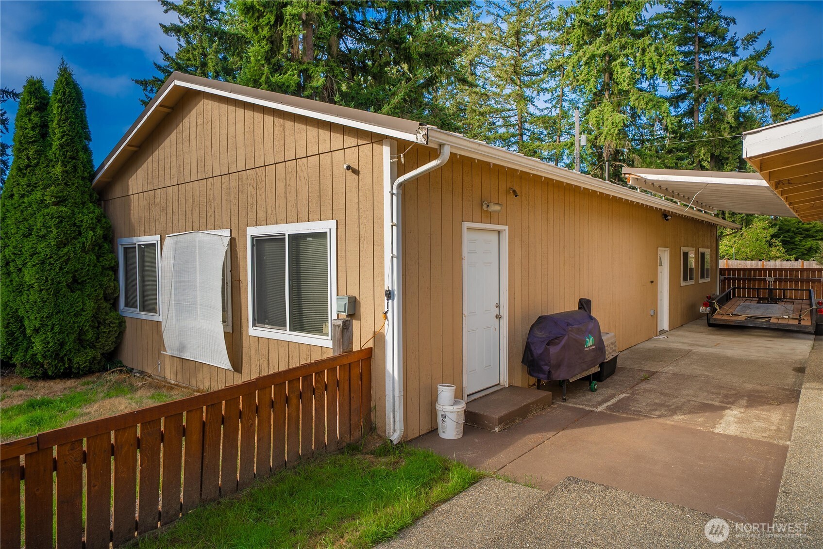 9804 118th Street E, Puyallup, WA 98373