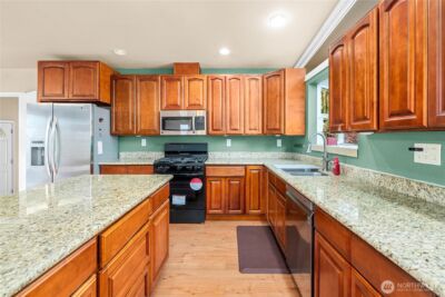 9804 118th Street E, Puyallup, WA 98373 - Photo 8