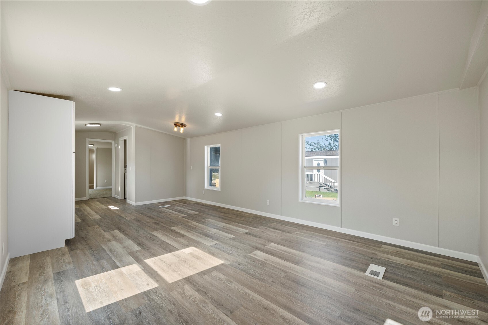 681 Lonetree Lane , Richland, WA 99352