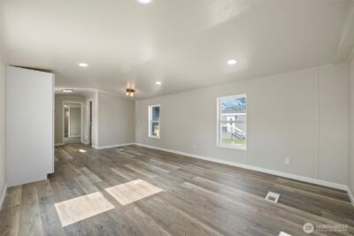 681 Lonetree Lane , Richland, WA 99352 - Photo 11