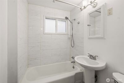 9717 14th Avenue NW, Seattle, WA 98117 - Photo 11