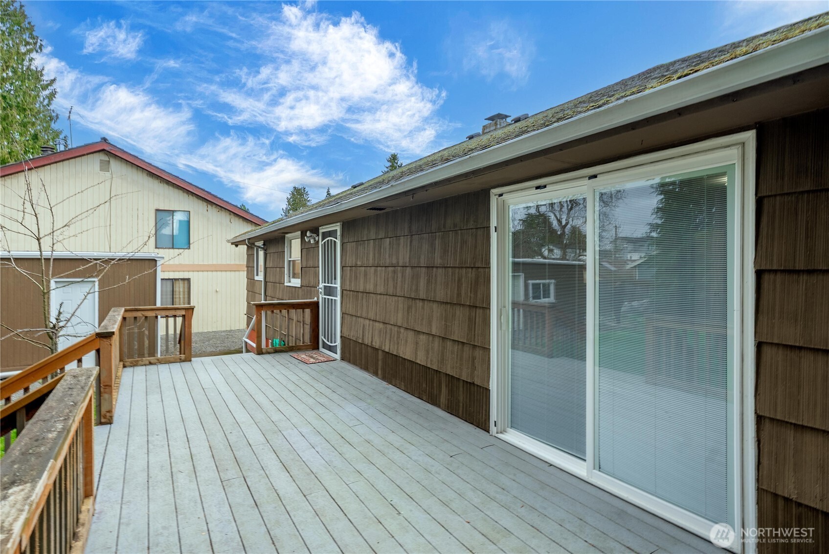 9717 14th Avenue NW, Seattle, WA 98117