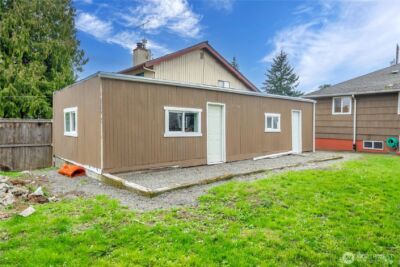 9717 14th Avenue NW, Seattle, WA 98117 - Photo 26