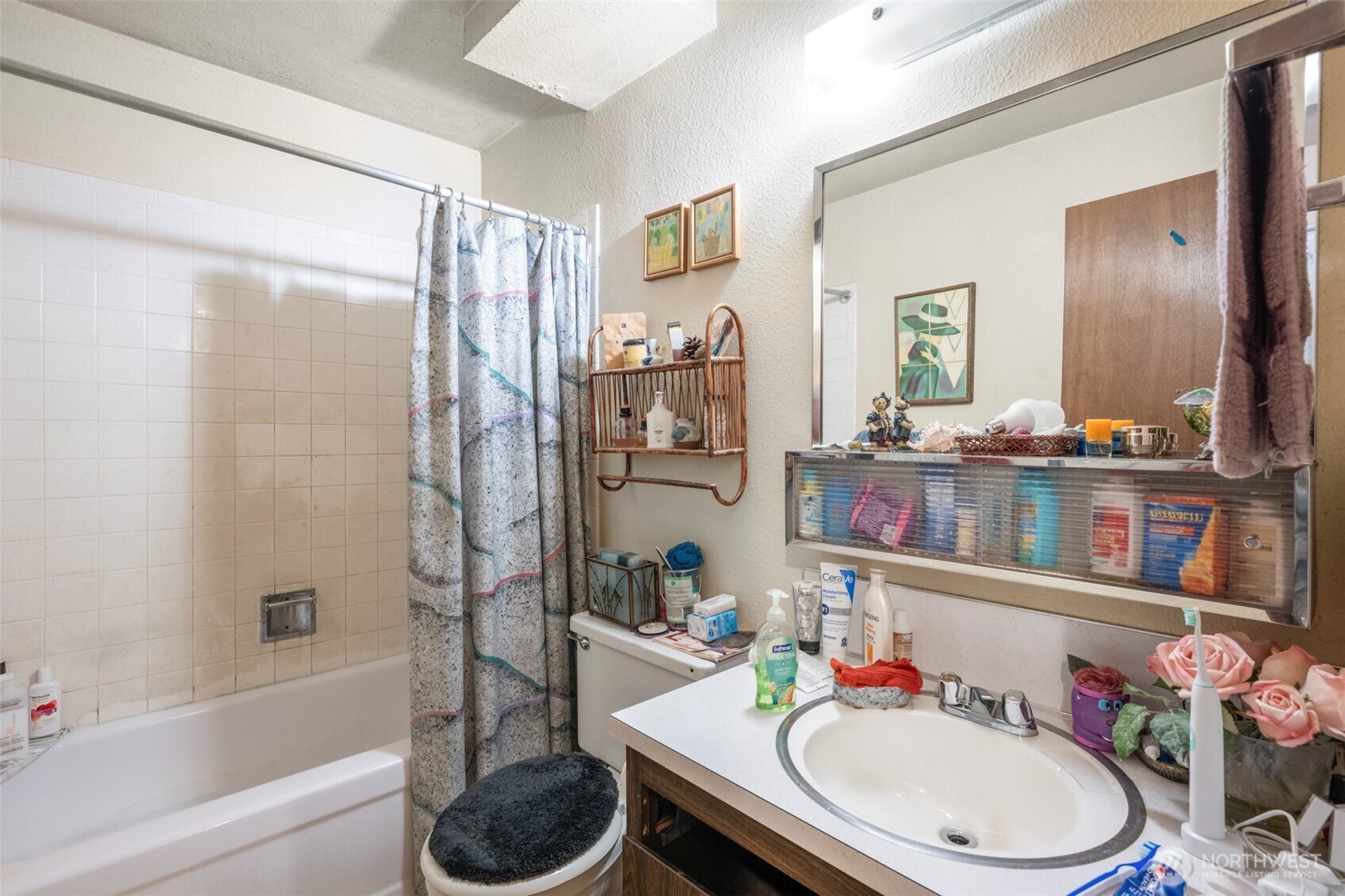 13215 35th Avenue NE, Seattle, WA 98125