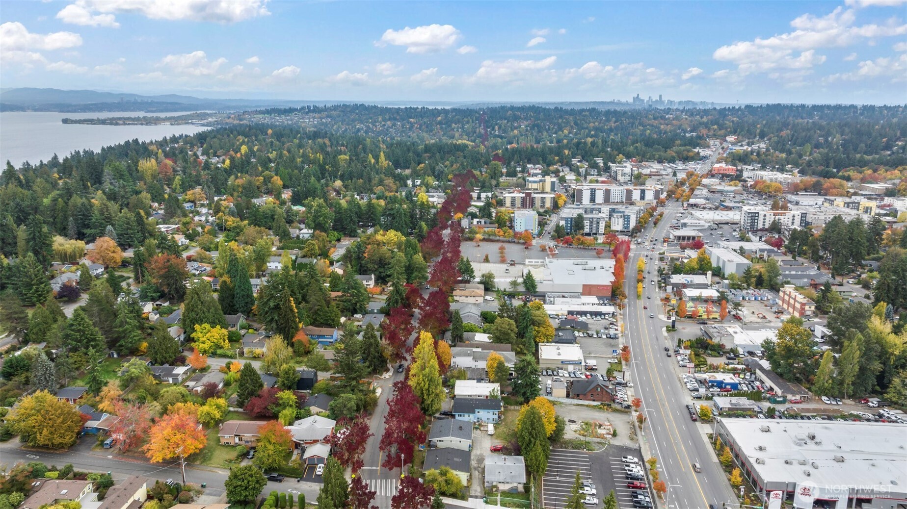 13215 35th Avenue NE, Seattle, WA 98125