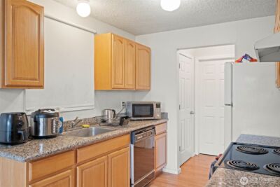 13215 35th Avenue NE, Seattle, WA 98125 - Photo 5