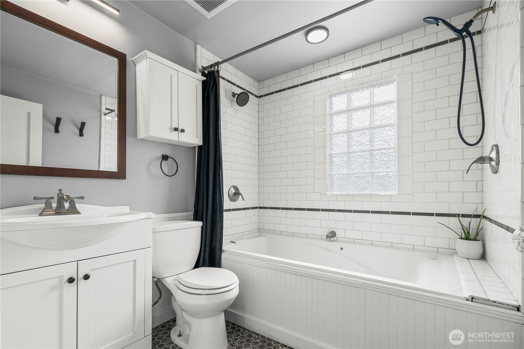 8053 16th Avenue NW, Seattle, WA 98117