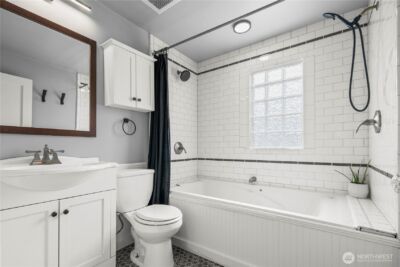 8053 16th Avenue NW, Seattle, WA 98117 - Photo 11