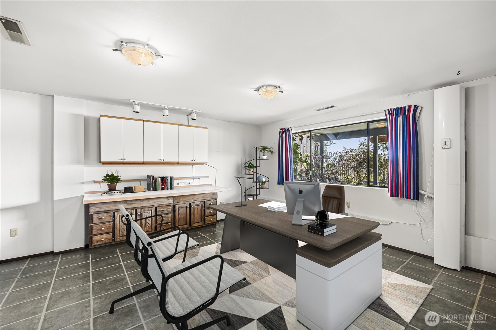 8806 Warren Drive NW, Gig Harbor, WA 98335