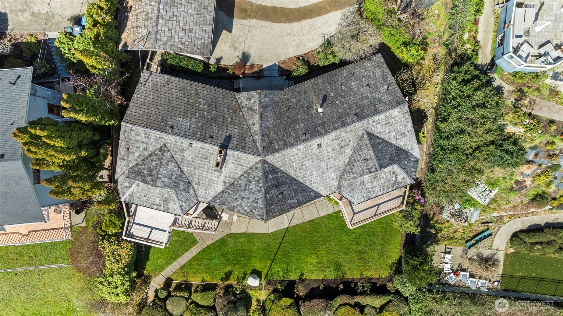 8806 Warren Drive NW, Gig Harbor, WA 98335