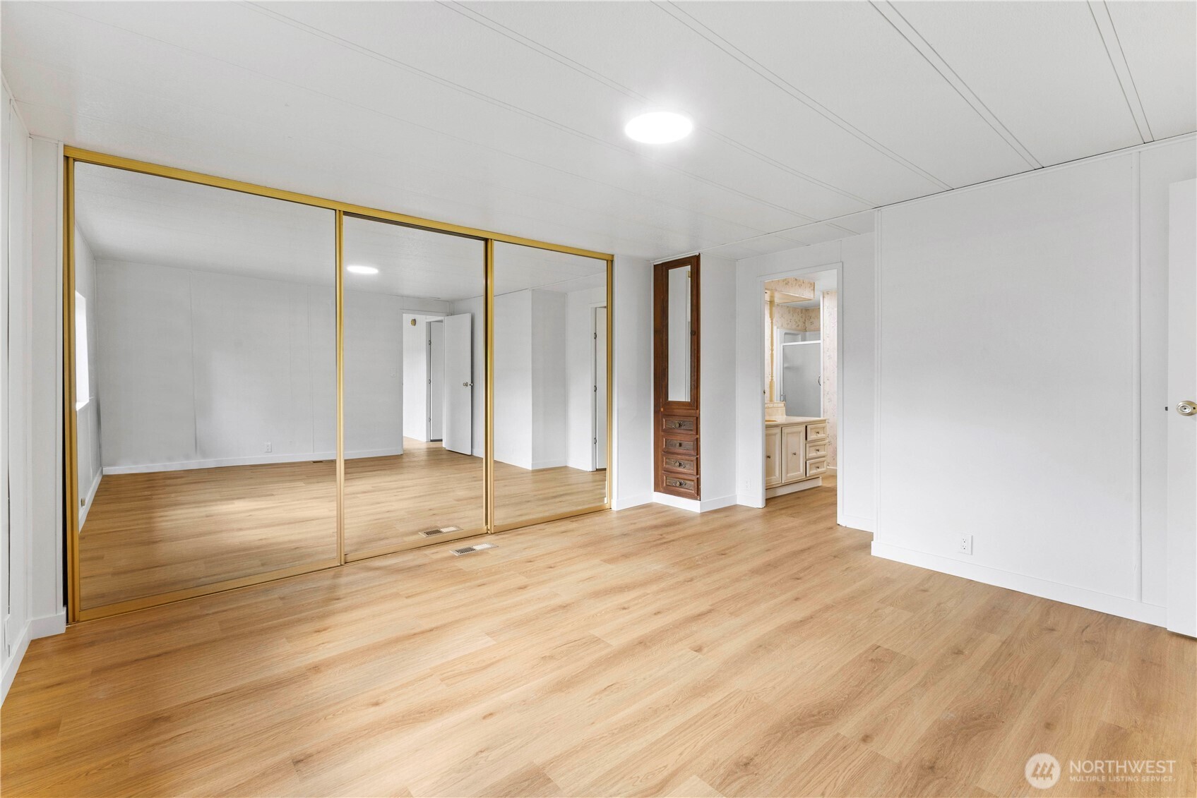 9527 Longmire Court SE, Yelm, WA 98597