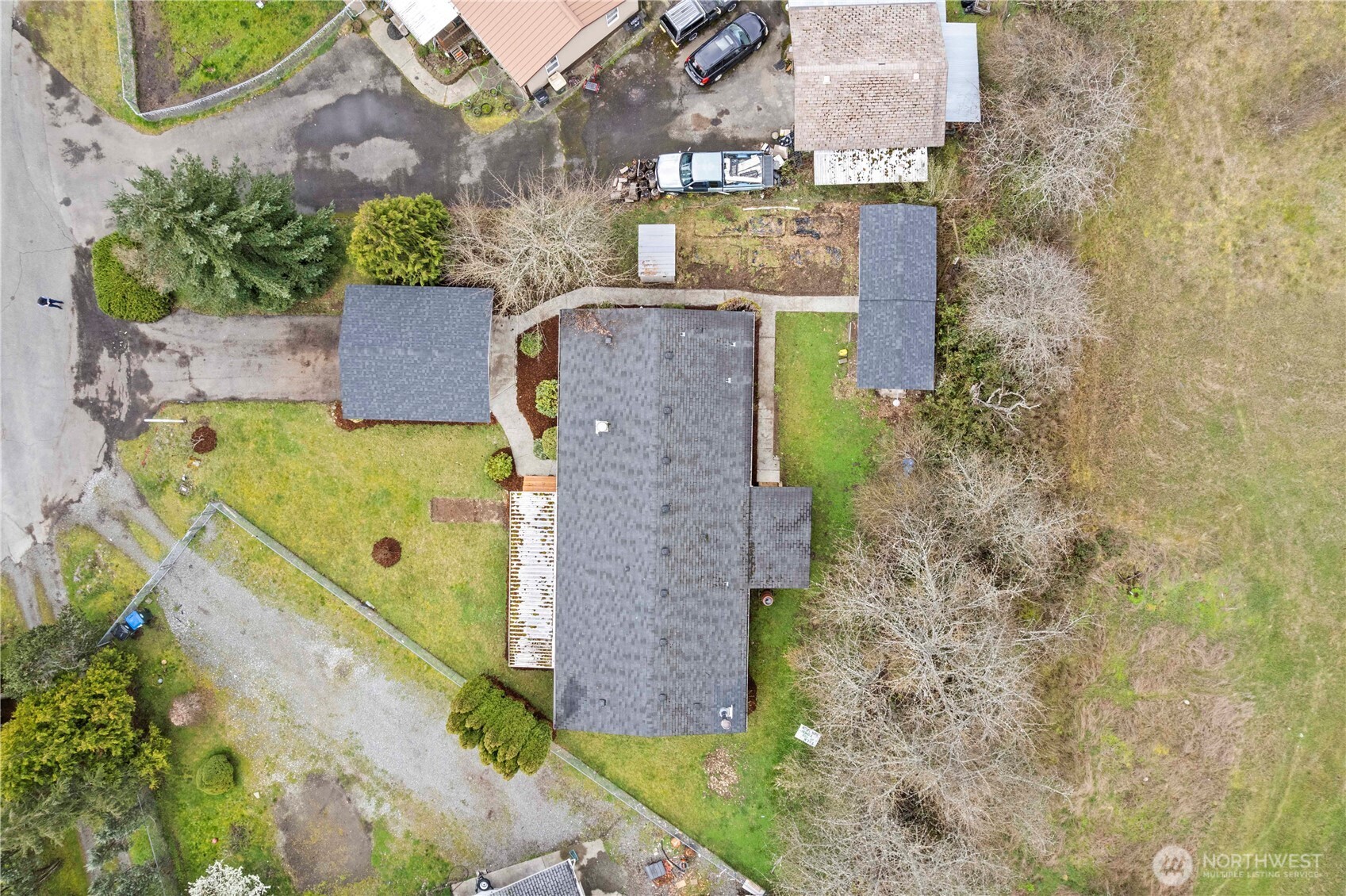 9527 Longmire Court SE, Yelm, WA 98597