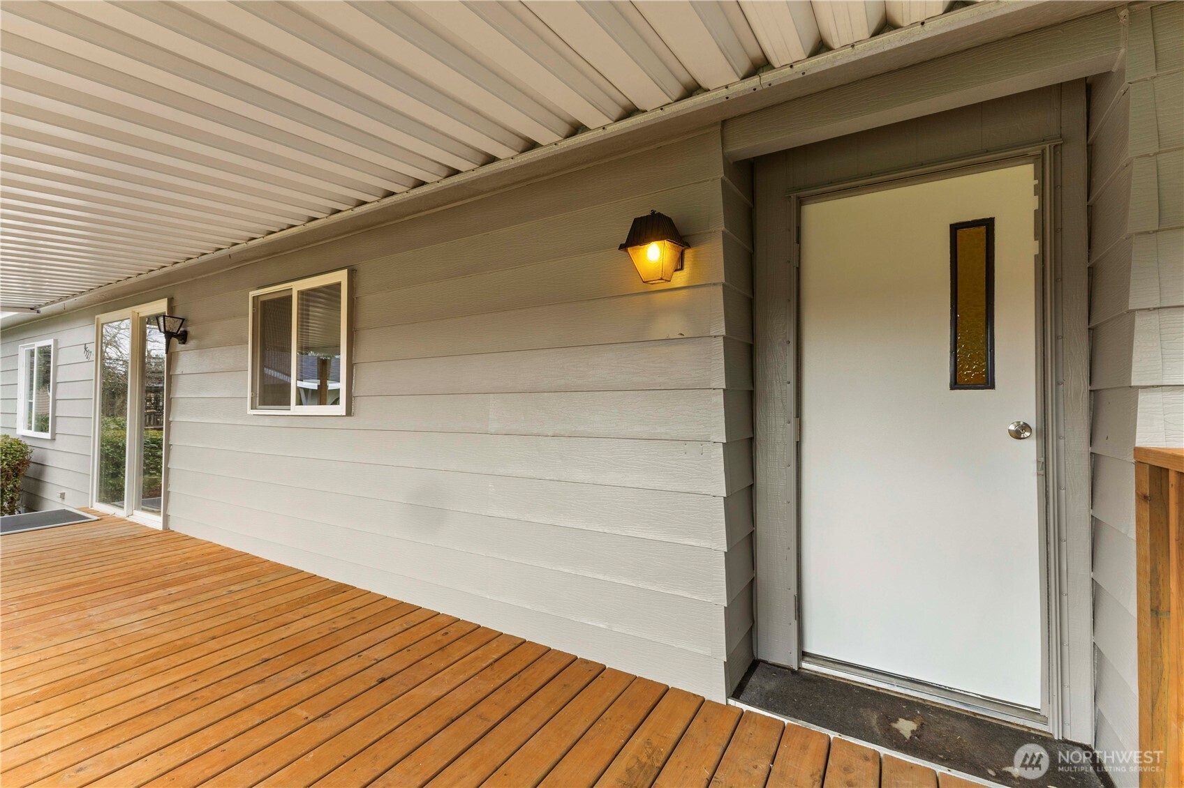 9527 Longmire Court SE, Yelm, WA 98597