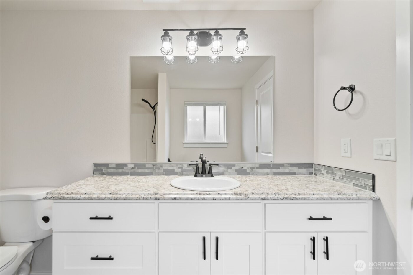 108 Rose Marie Drive , Chehalis, WA 98532