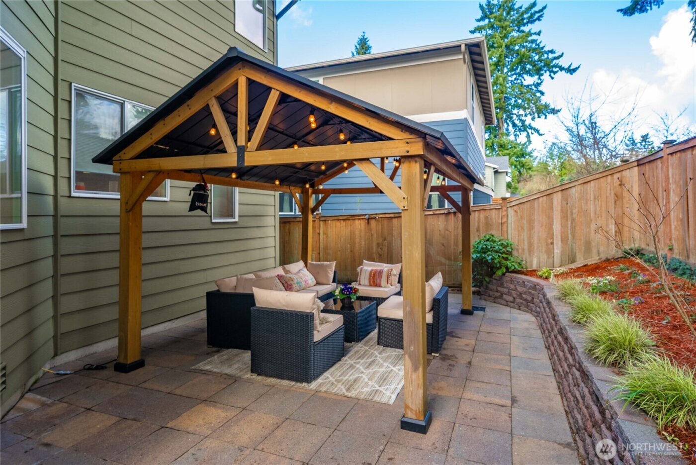 21702 103rd Place SE, Kent, WA 98031