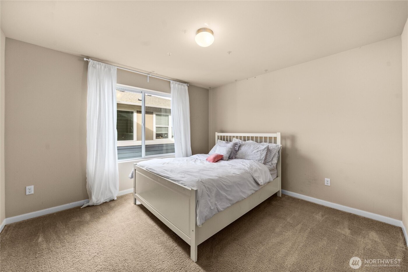 21702 103rd Place SE, Kent, WA 98031