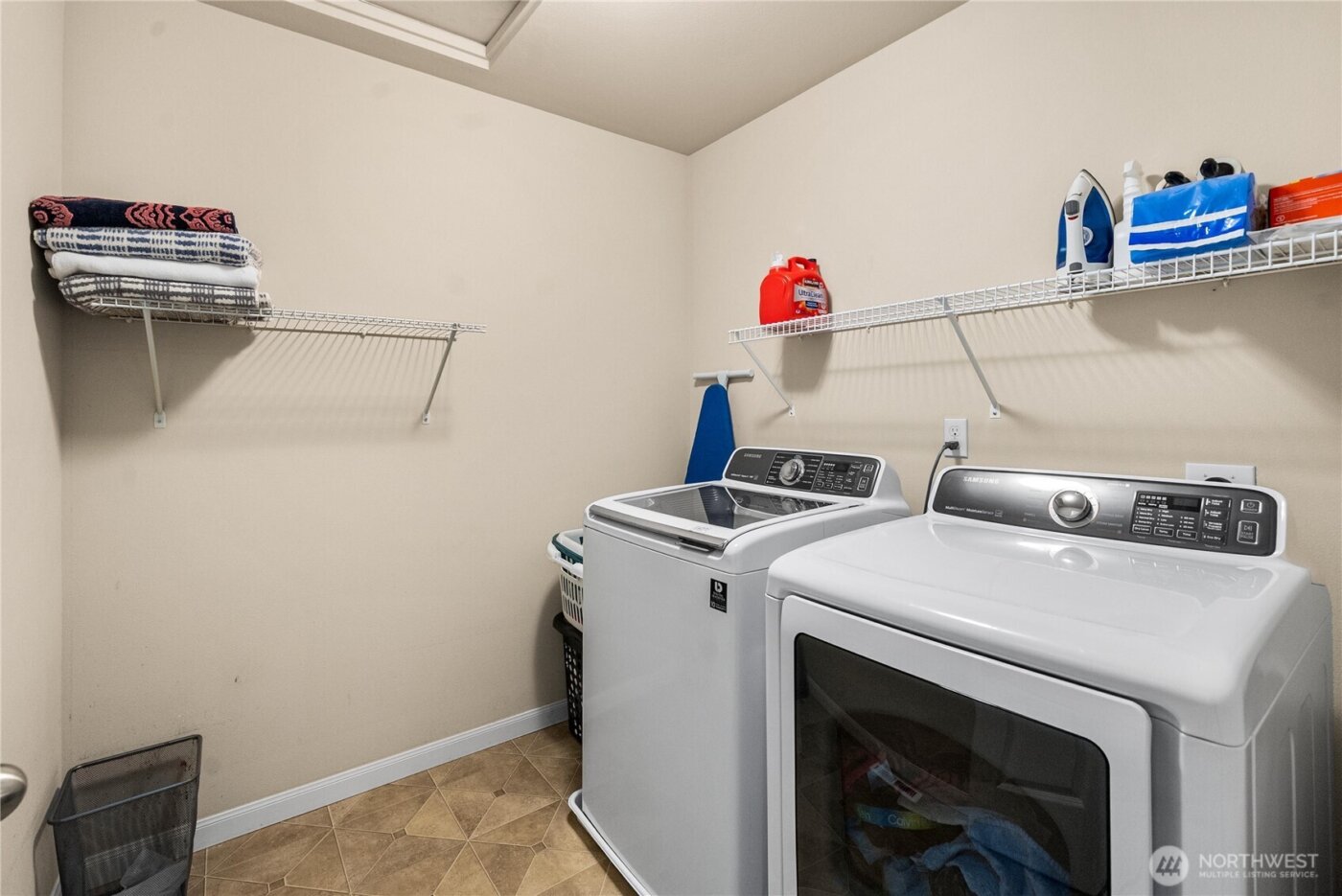 21702 103rd Place SE, Kent, WA 98031