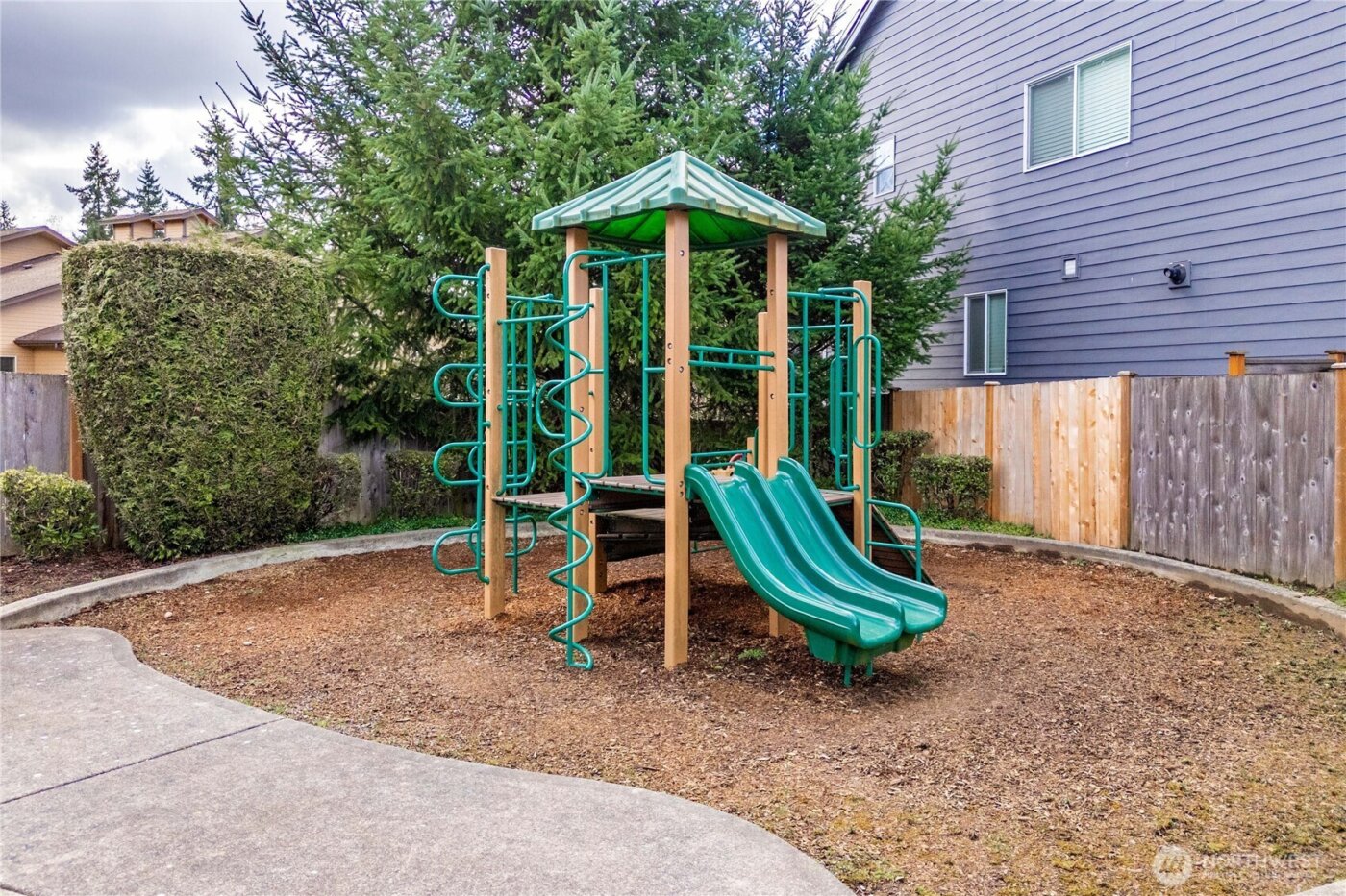 21702 103rd Place SE, Kent, WA 98031