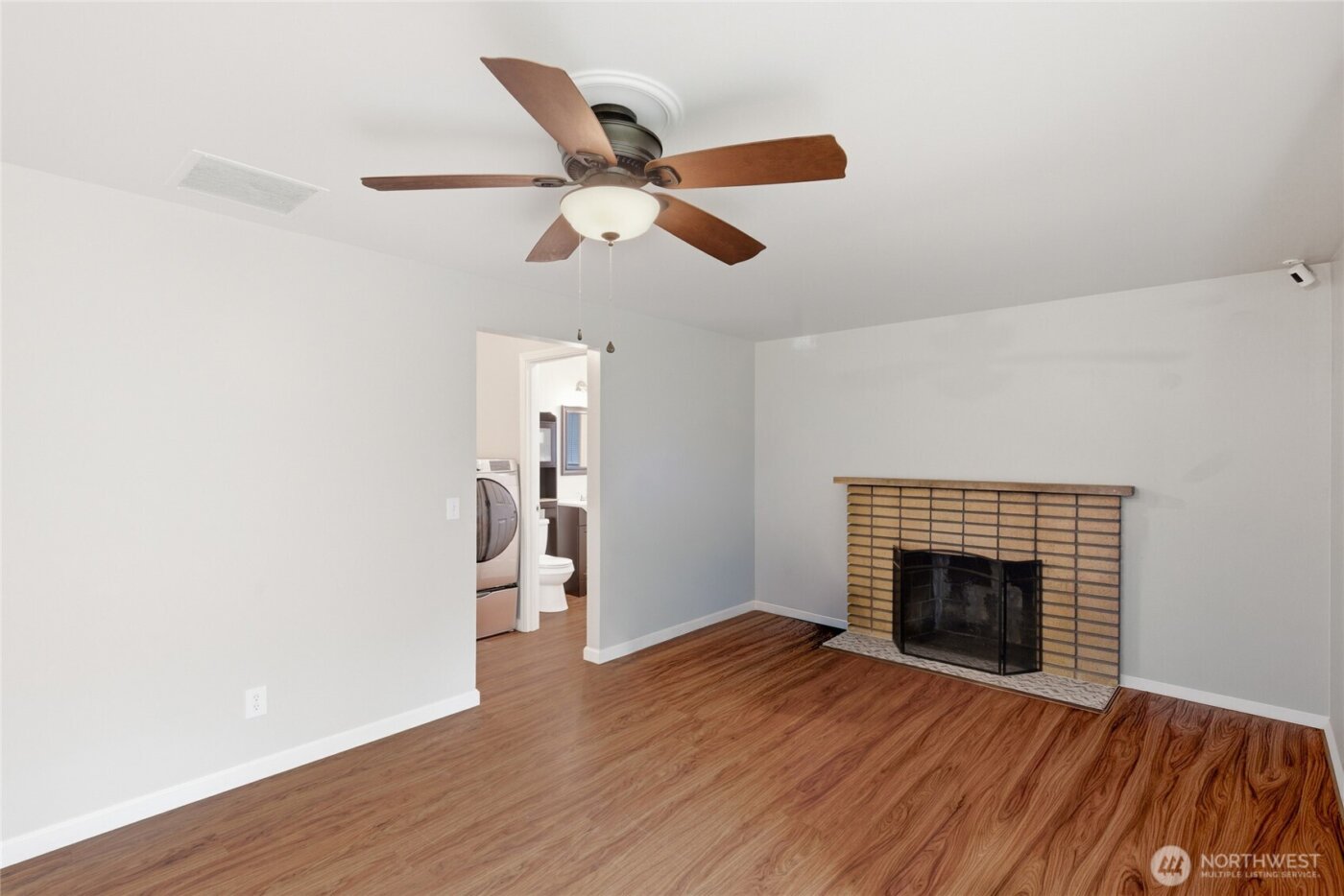 22630 24th Avenue S, Des Moines, WA 98198