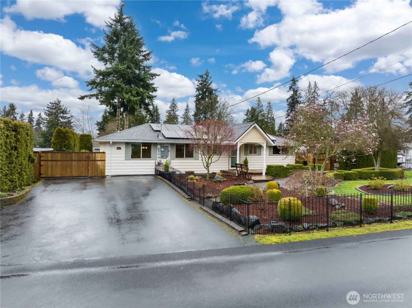206 SW 303rd Street , Federal Way, WA 98023