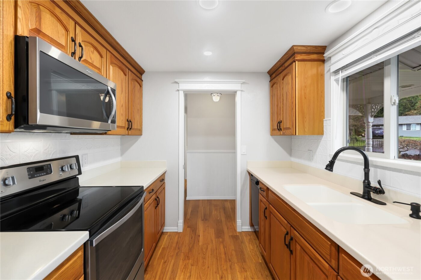 206 SW 303rd Street , Federal Way, WA 98023