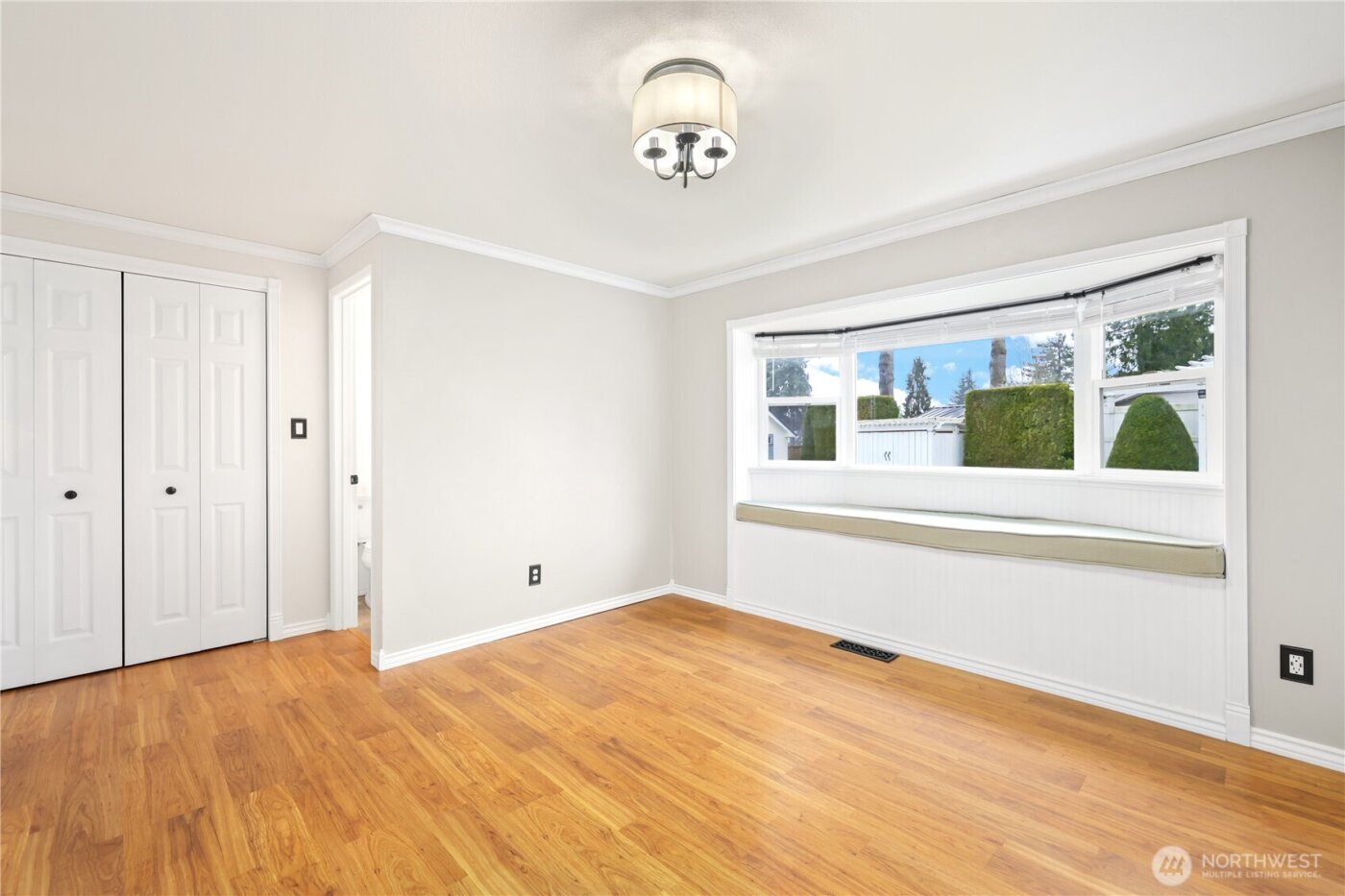 206 SW 303rd Street , Federal Way, WA 98023