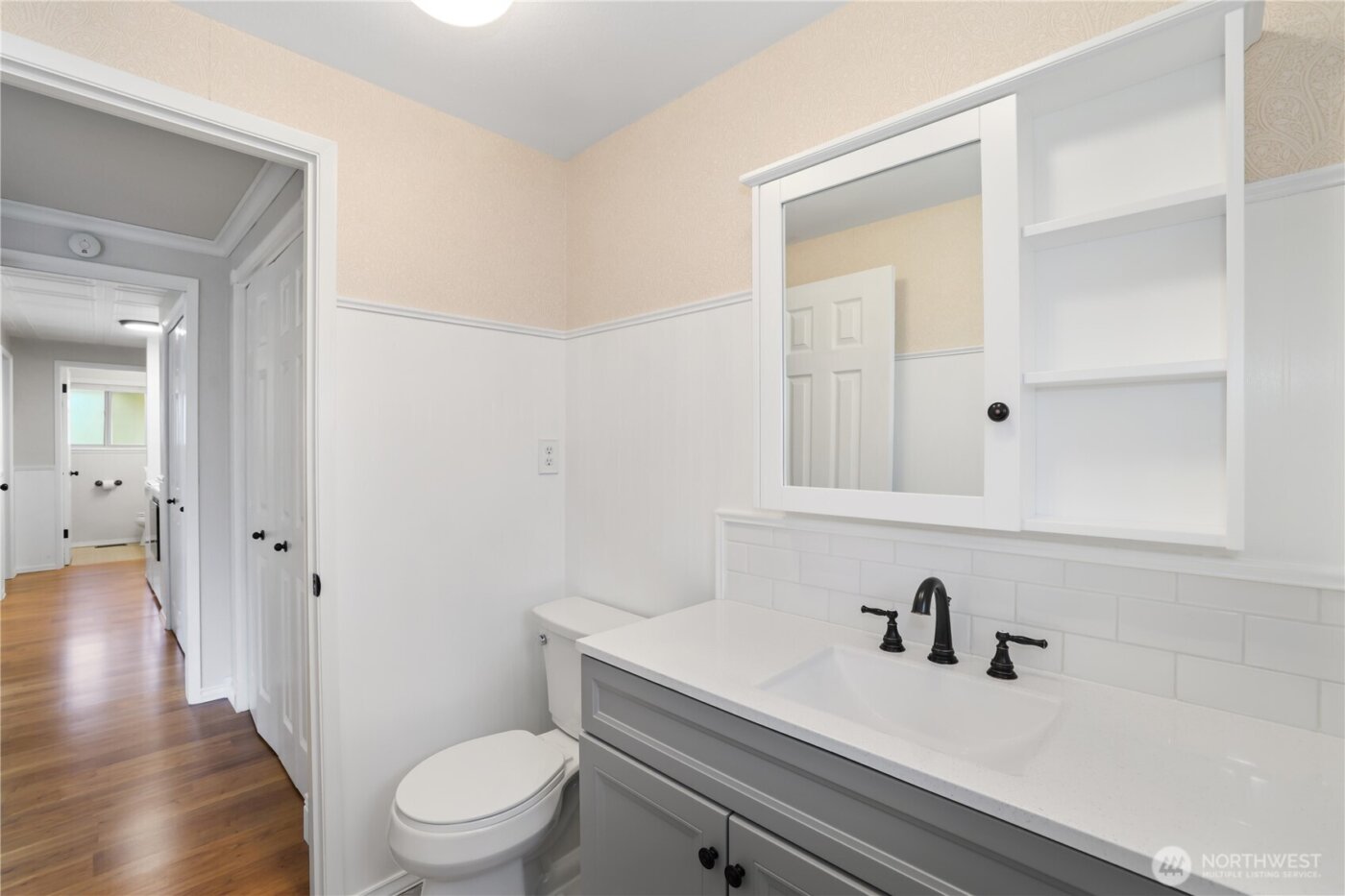 206 SW 303rd Street , Federal Way, WA 98023