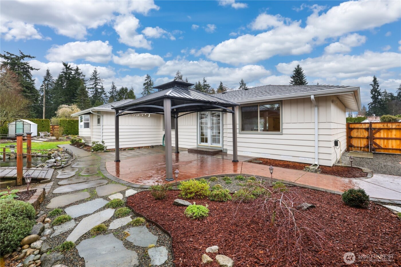 206 SW 303rd Street , Federal Way, WA 98023