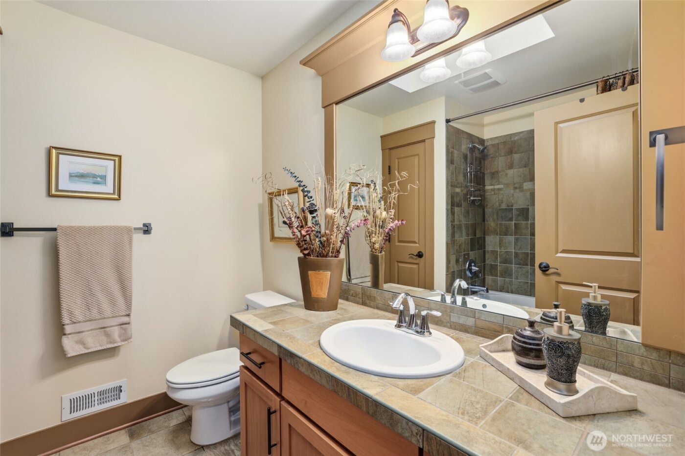 3837 Jester Court NW, Olympia, WA 98502