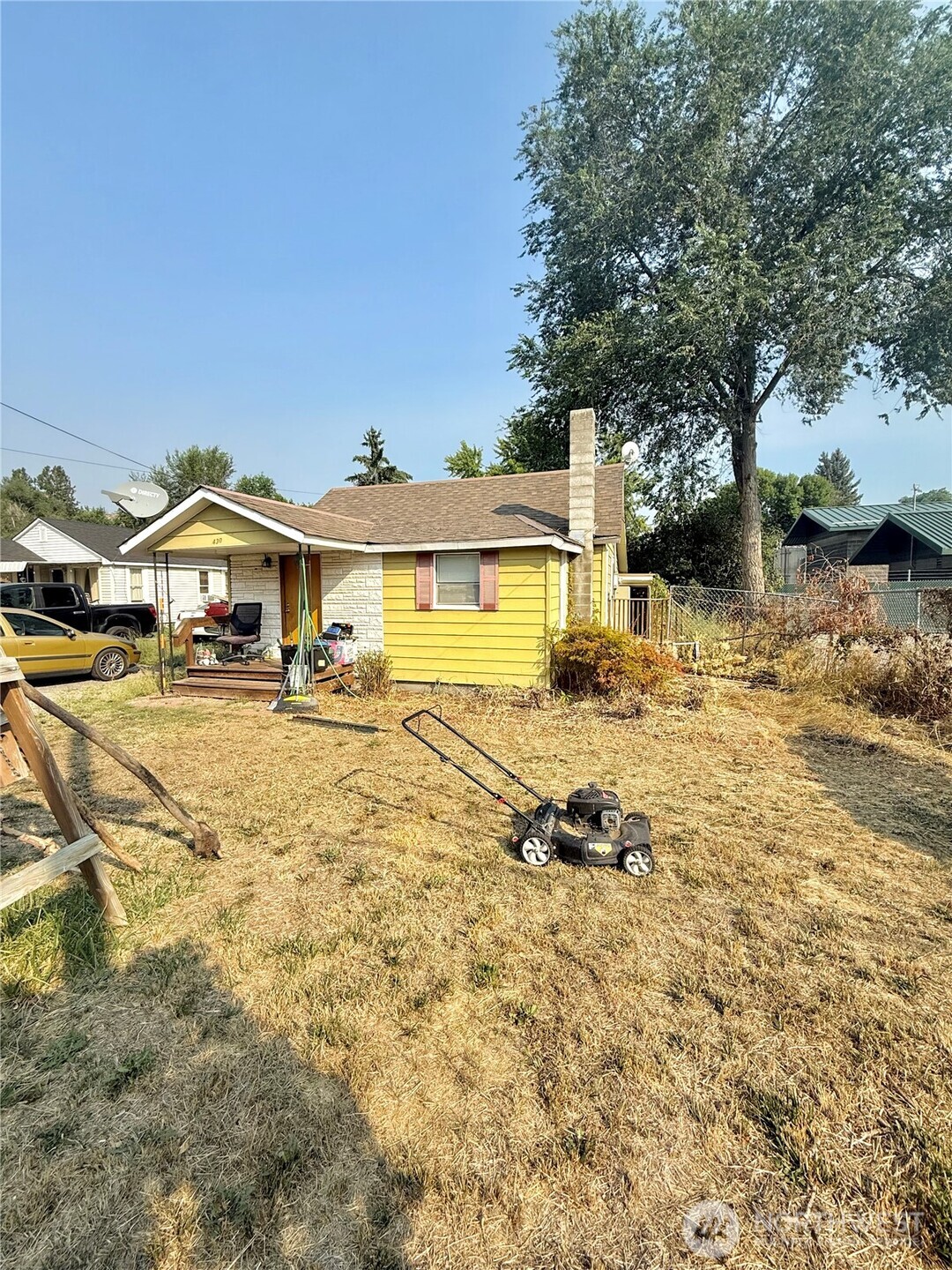 430 W 4th Ave , Omak, WA 98841