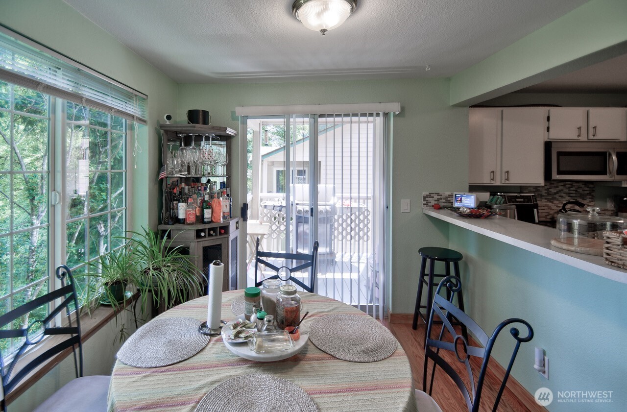 1103 Creekwood Court SE, Olympia, WA 98501