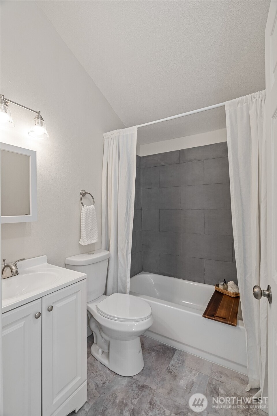 1920 Taft Road , Aberdeen, WA 98520