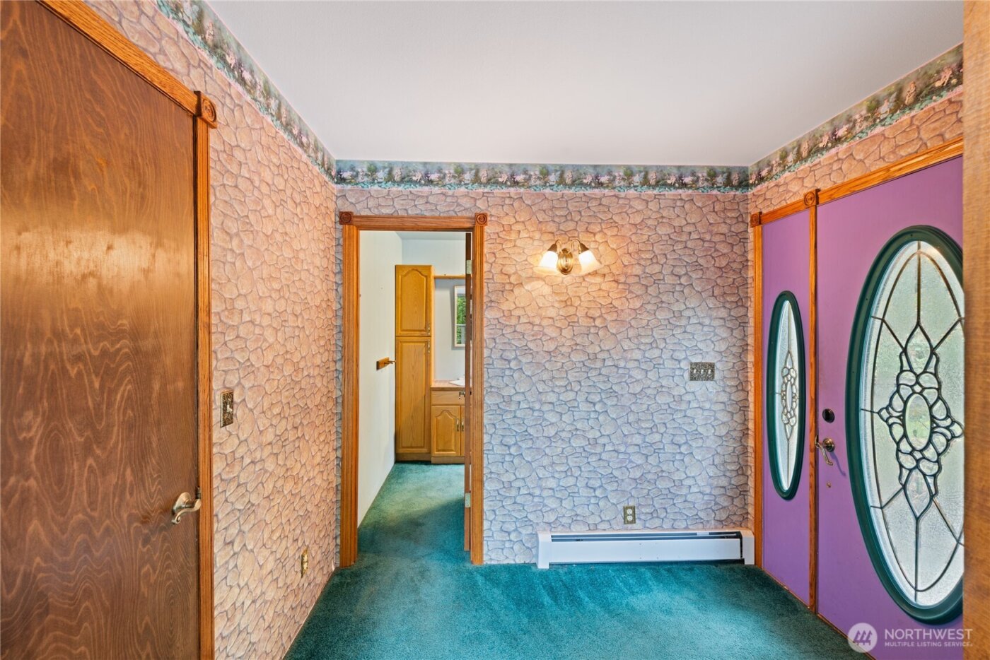 671 Edmonds Road , Coupeville, WA 98239-3924