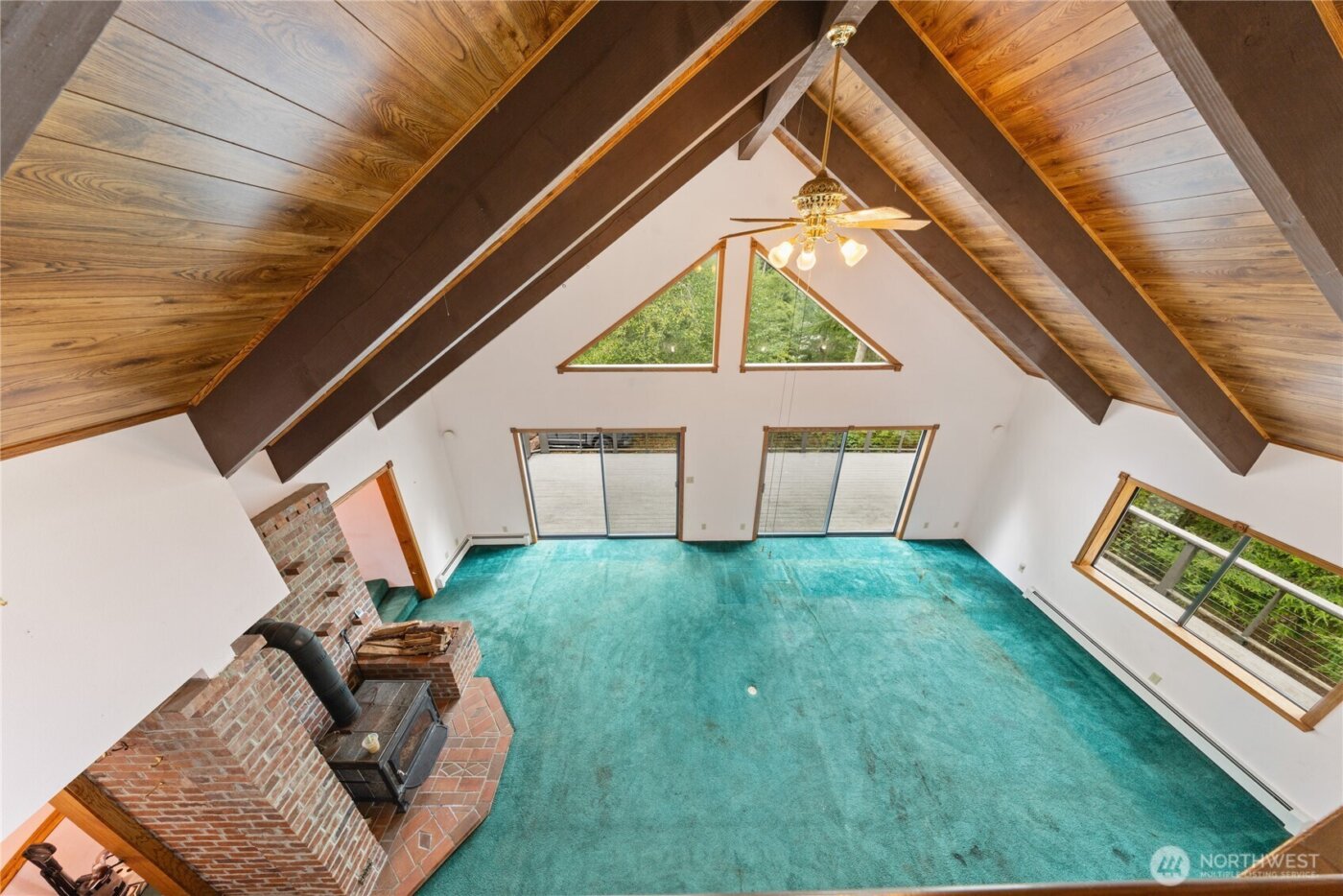 671 Edmonds Road , Coupeville, WA 98239-3924