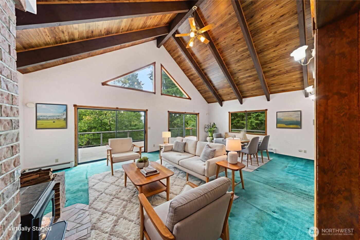 671 Edmonds Road , Coupeville, WA 98239-3924