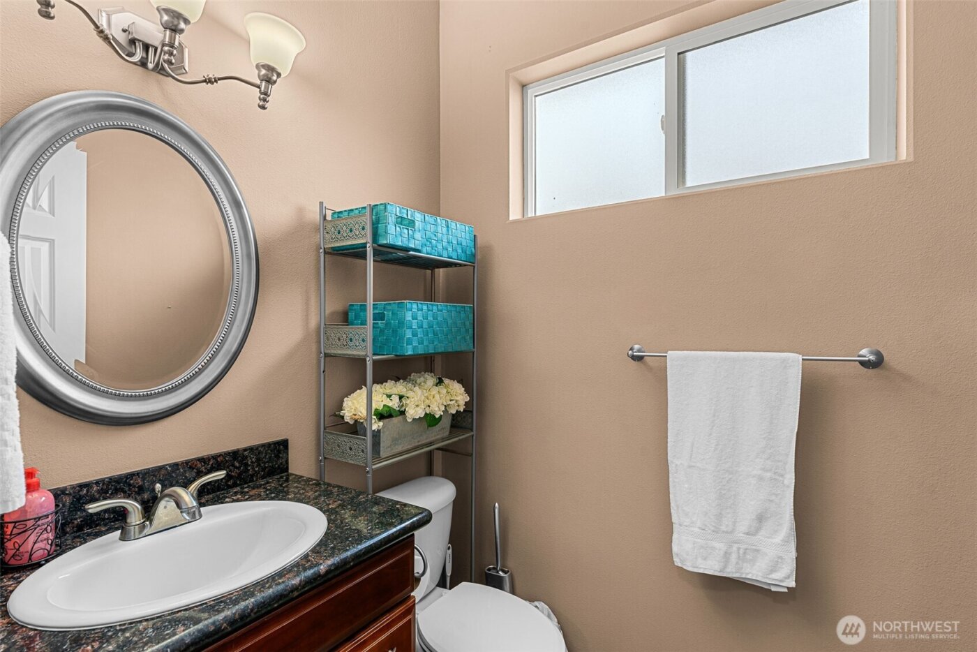 713 19th Street NE, East Wenatchee, WA 98802