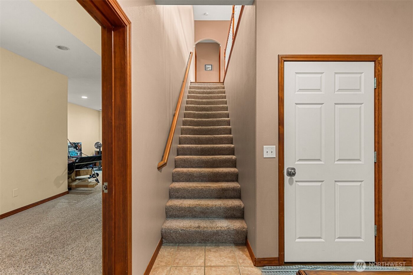 713 19th Street NE, East Wenatchee, WA 98802