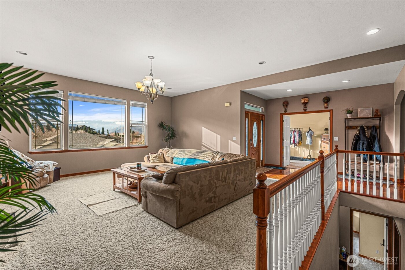 713 19th Street NE, East Wenatchee, WA 98802