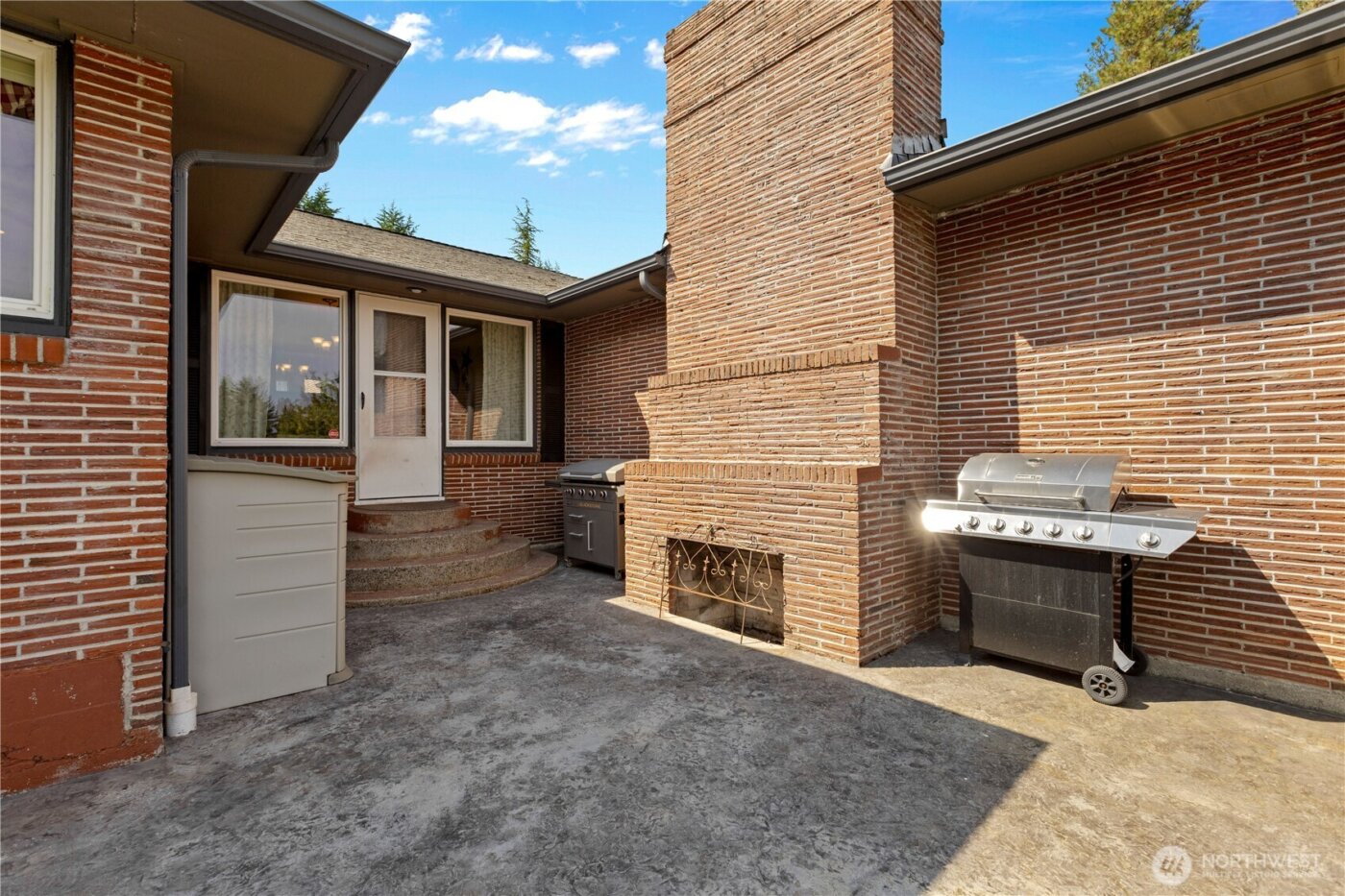 2606 Cooks Hill Road , Centralia, WA 98531-9122