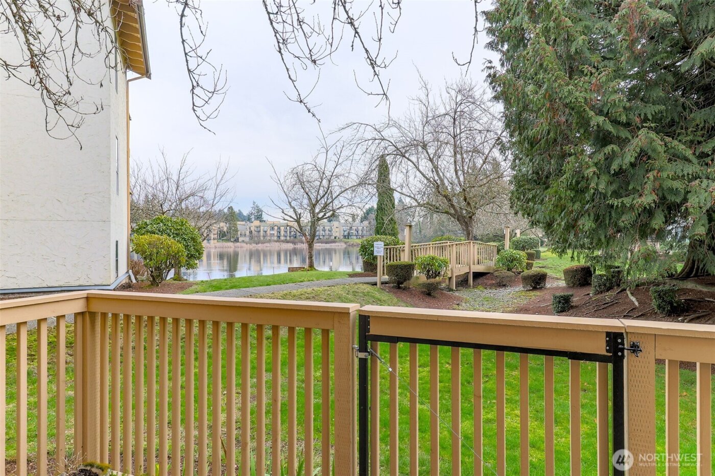 1006 S 312th Street #211, Federal Way, WA 98003