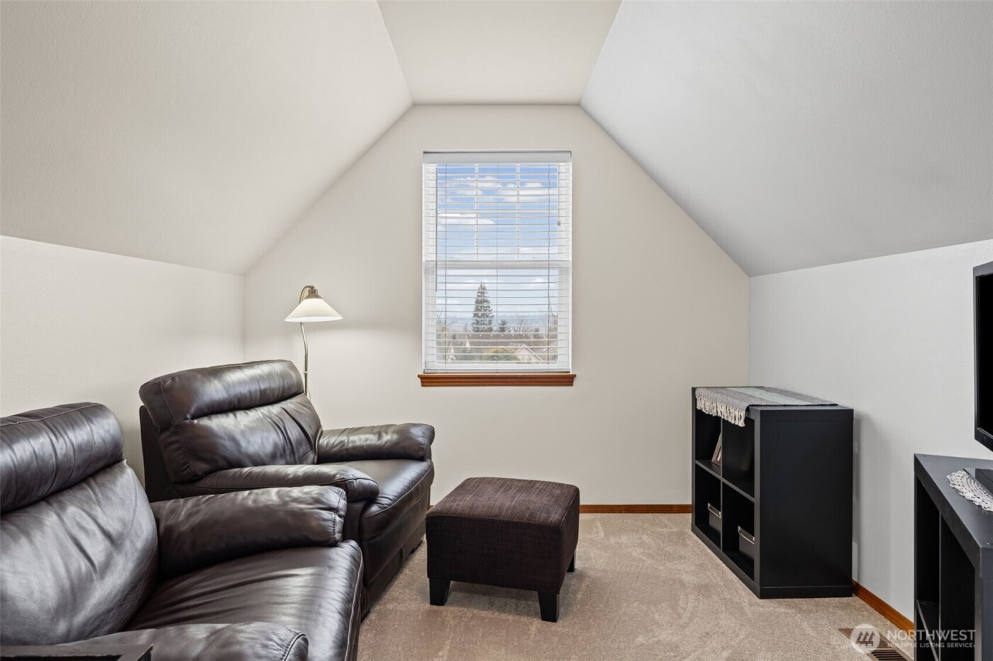 22116 99th Place S, Kent, WA 98031