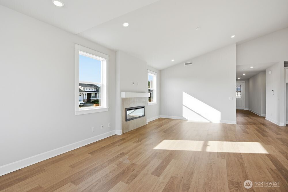 2946 Balsamroot Drive SE, Lacey, WA 98513