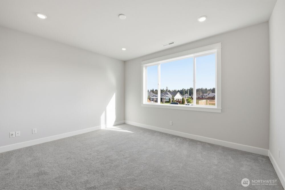 2946 Balsamroot Drive SE, Lacey, WA 98513