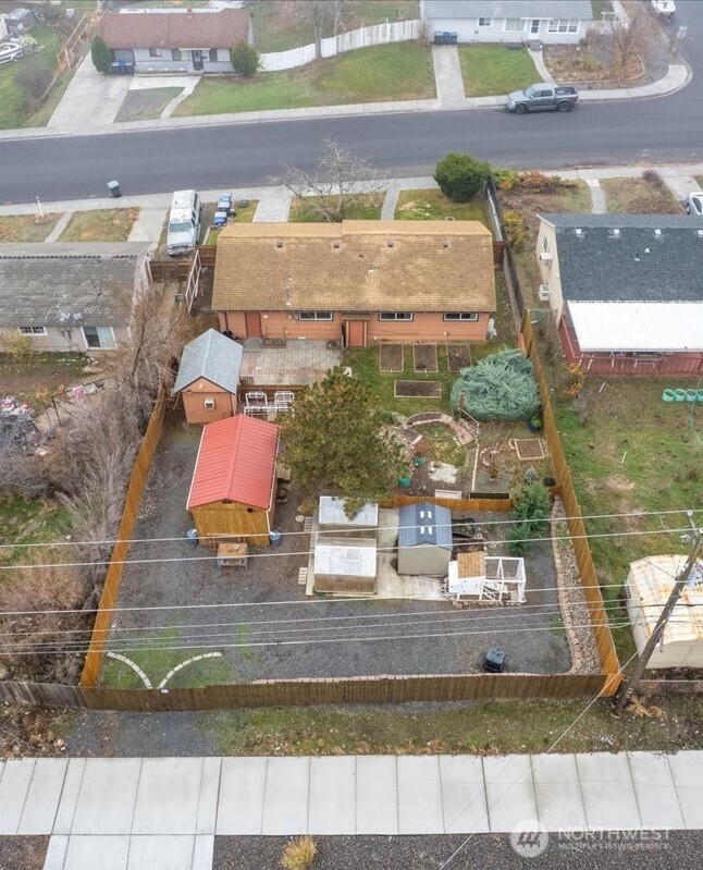 614 W Loop Drive , Moses Lake, WA 98837