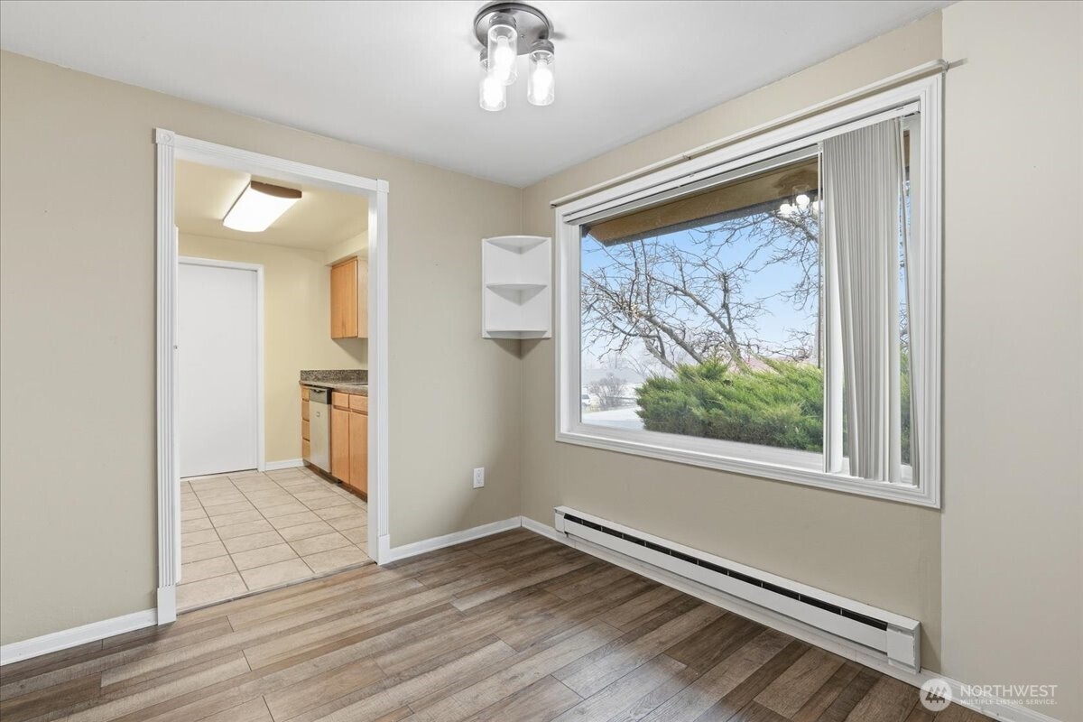 614 W Loop Drive , Moses Lake, WA 98837