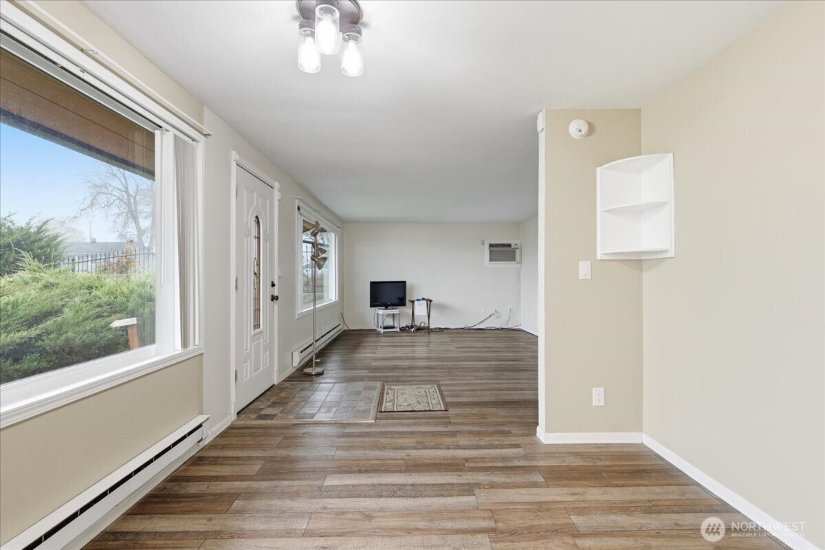 614 W Loop Drive , Moses Lake, WA 98837