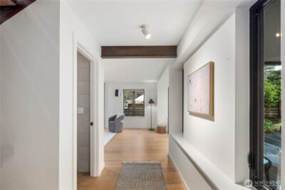 1633 E Calhoun Street , Seattle, WA 98112 - Photo 17