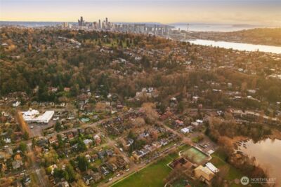 1633 E Calhoun Street , Seattle, WA 98112 - Photo 39