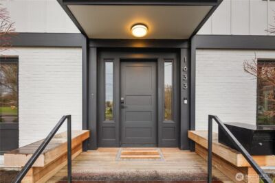 1633 E Calhoun Street , Seattle, WA 98112 - Photo 4